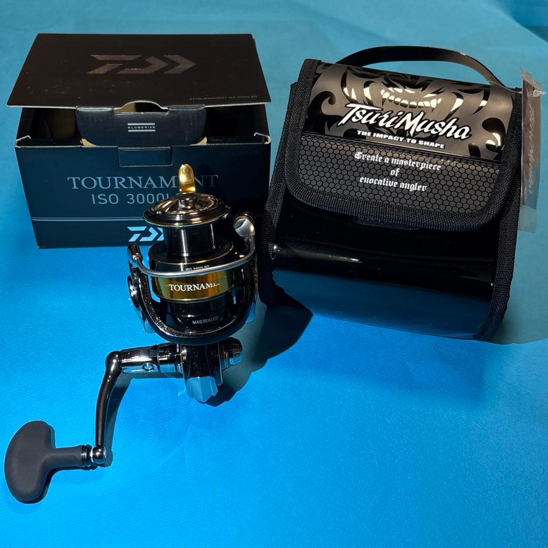 【美品】22トーナメントISO 3000LBD 釣武者リールポーチ付き