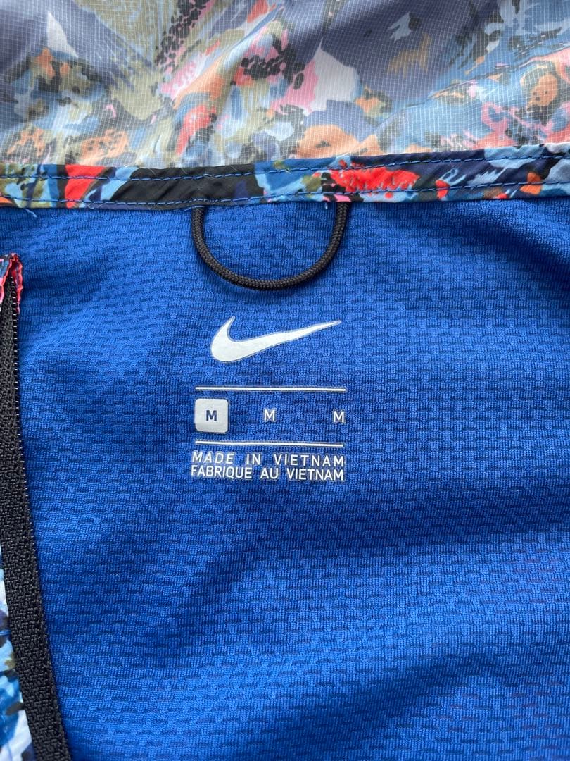 ウォーキング・ランニングウェア NIKE WINDRUNNER PRINTED HOODIE