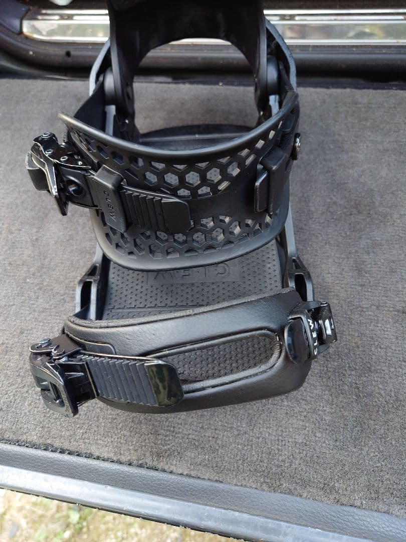 Morishima専用 CLAY スノーボードビンディング ブラック 中古品