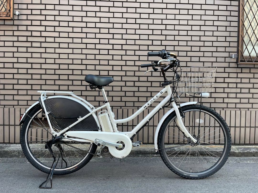 新品ハンドルブリヂストン8.7Ah電動アシスト自転車 ホワイト 26ABTR62