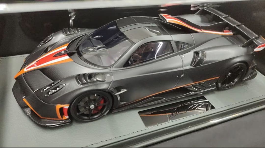 完売品 BBR 1/18 パガーニ イモラ マットブラックカーボン ミニカー