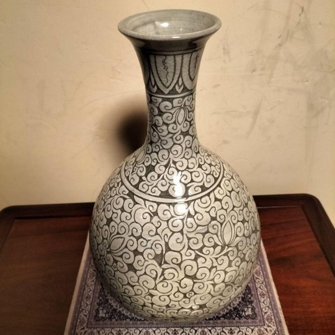 朝鮮美術　高麗　粉青沙器　三島牡丹唐草模様　花瓶