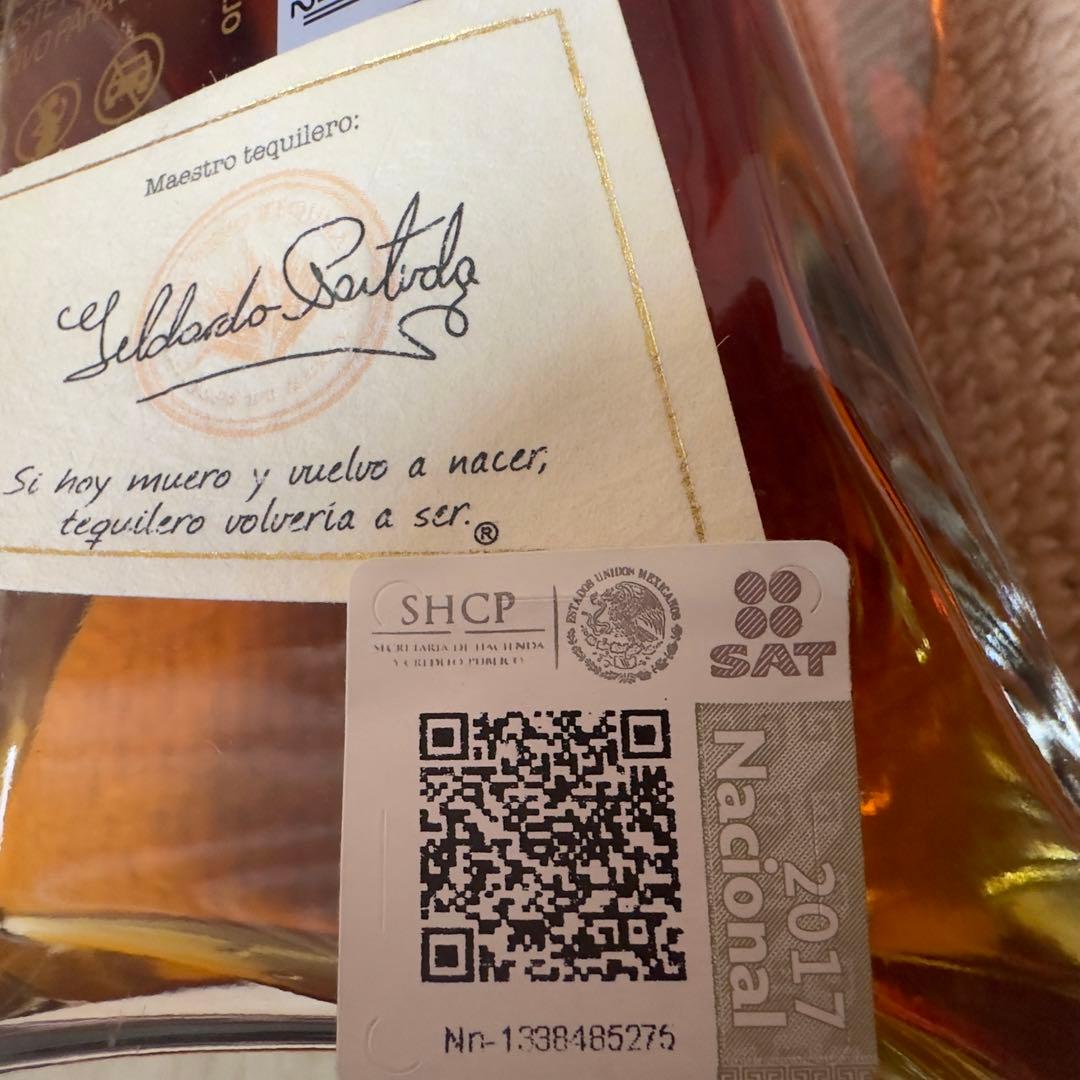 未開封 Adictivo Anejo Tequila 750ml