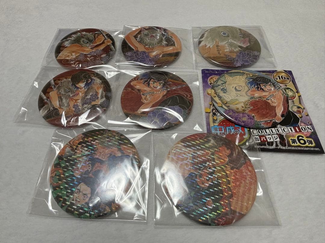 鬼滅の刃　嘴平伊之助　缶バッジ　まとめ売り