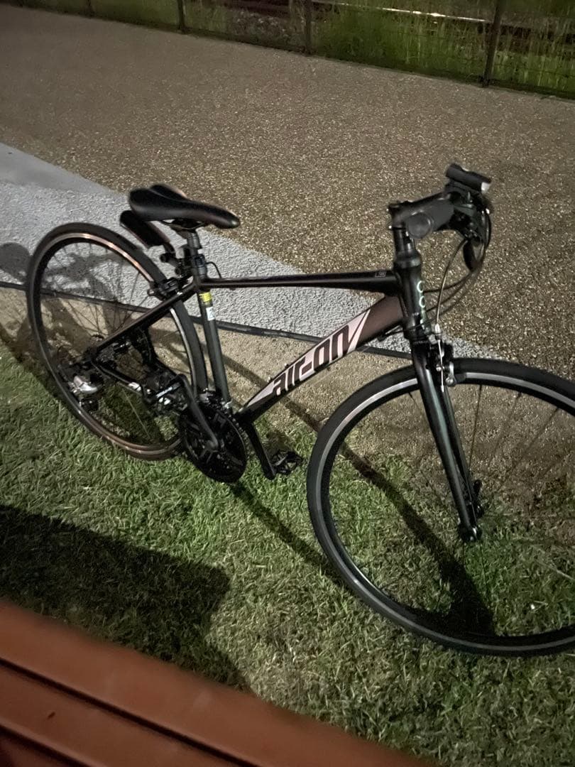 今月限定値引き！エアーオン クロスバイク 700C 21段