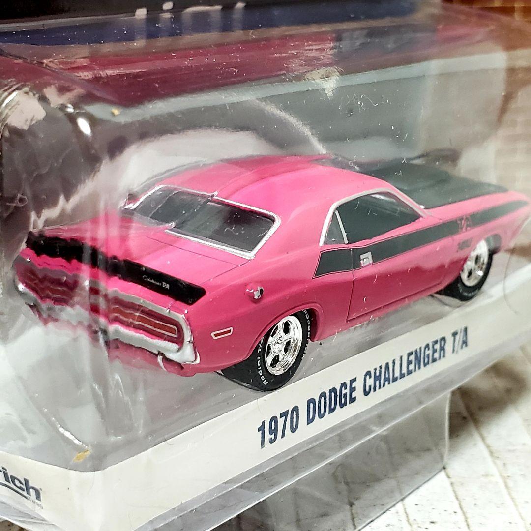 BFグッドリッチ！広告パッケージ　グリーンライト　ダッジ　チャレンジャー