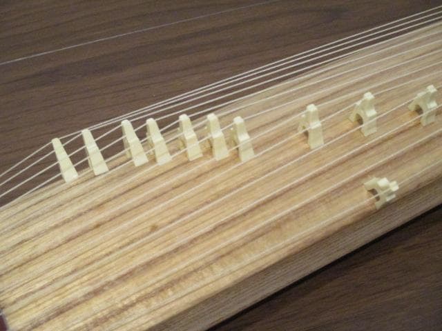 美品　 希少　逸品　ミニ琴　お琴　琴　13弦　和楽器 　弦楽器　箏　短琴　琴柱