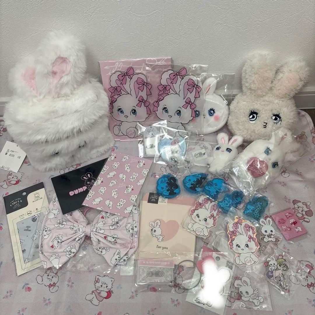 画像2枚目もセット　foxy illustrations レア　グッズ　セット