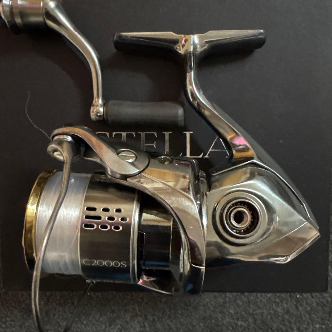 SHIMANO 18STELLA 2000S スピニングリール