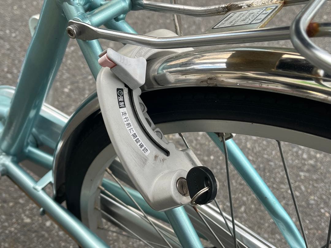 お*と様 中古ブリヂストン軽量アルミオート自転車24インチ★チェーンケース新品※