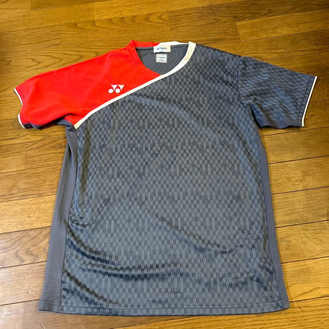 YONEX 半袖シャツ グレー/レッド チェック柄