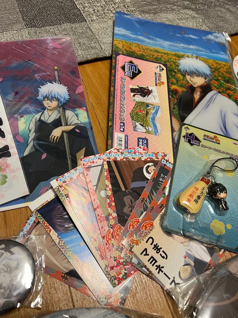 銀魂 グッズ セット うちわ 缶バッジ クリアファイル 他