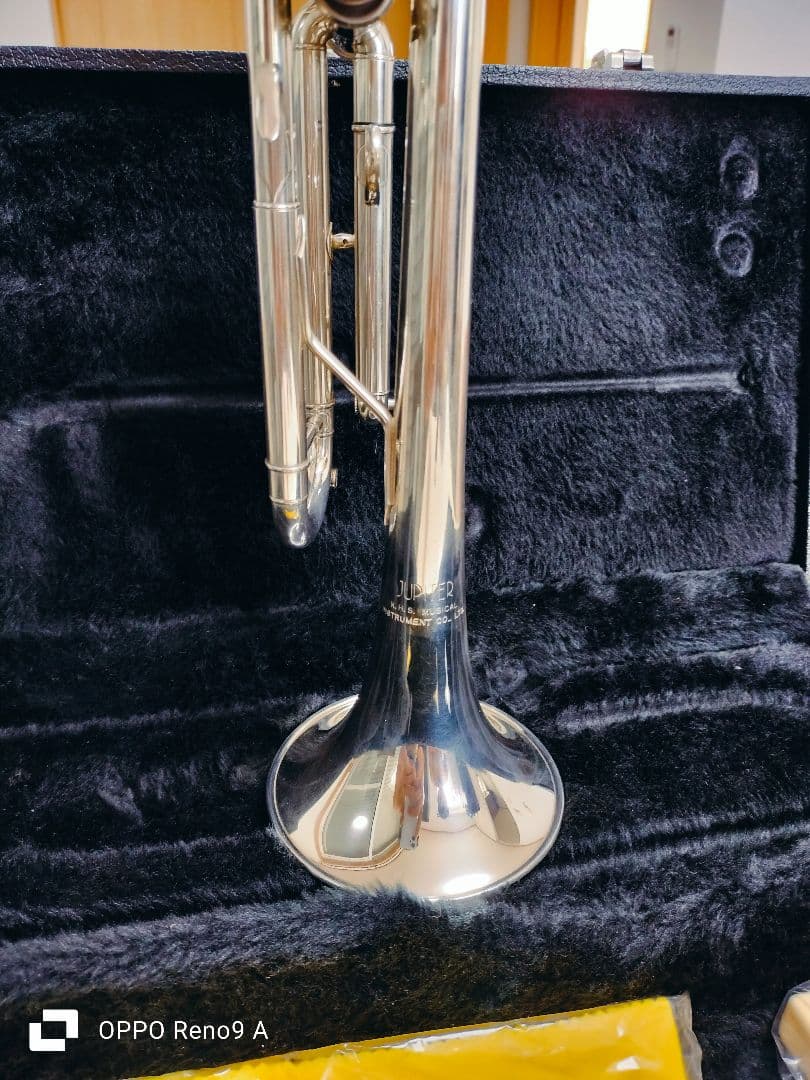 シルバー トランペット ハードケース付き