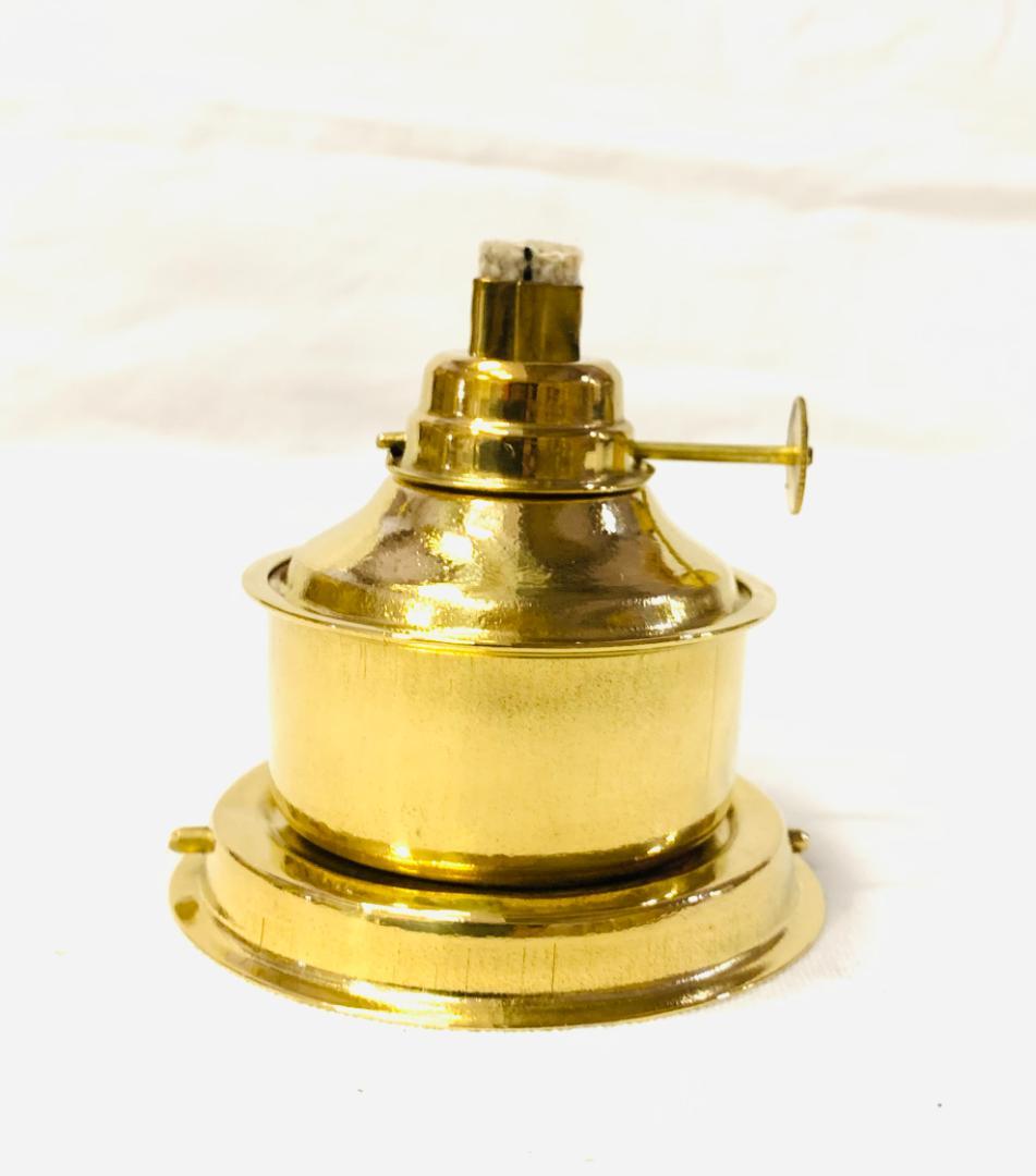 真鍮製　セーラーズ・オイルランタン 展示使用品