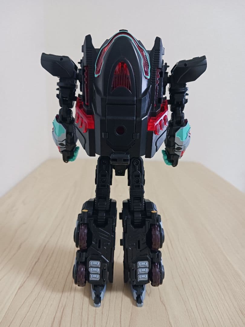 トランスフォーマー mastermind creations ノヴァプライム似