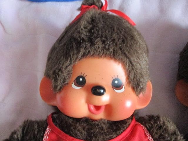 モンチッチ　ぬいぐるみ２体 セキグチ　泣き顔 赤いスタイ　男の子 BIGサイズ