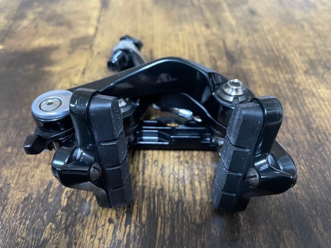 BR-9010F デュラエース ダイレクトマウントブレーキフロントのみ