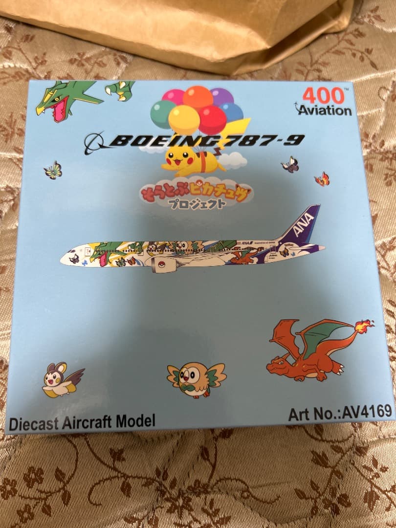 ANA ポケモン Boeing 787-9 ダイキャストモデル 1/400