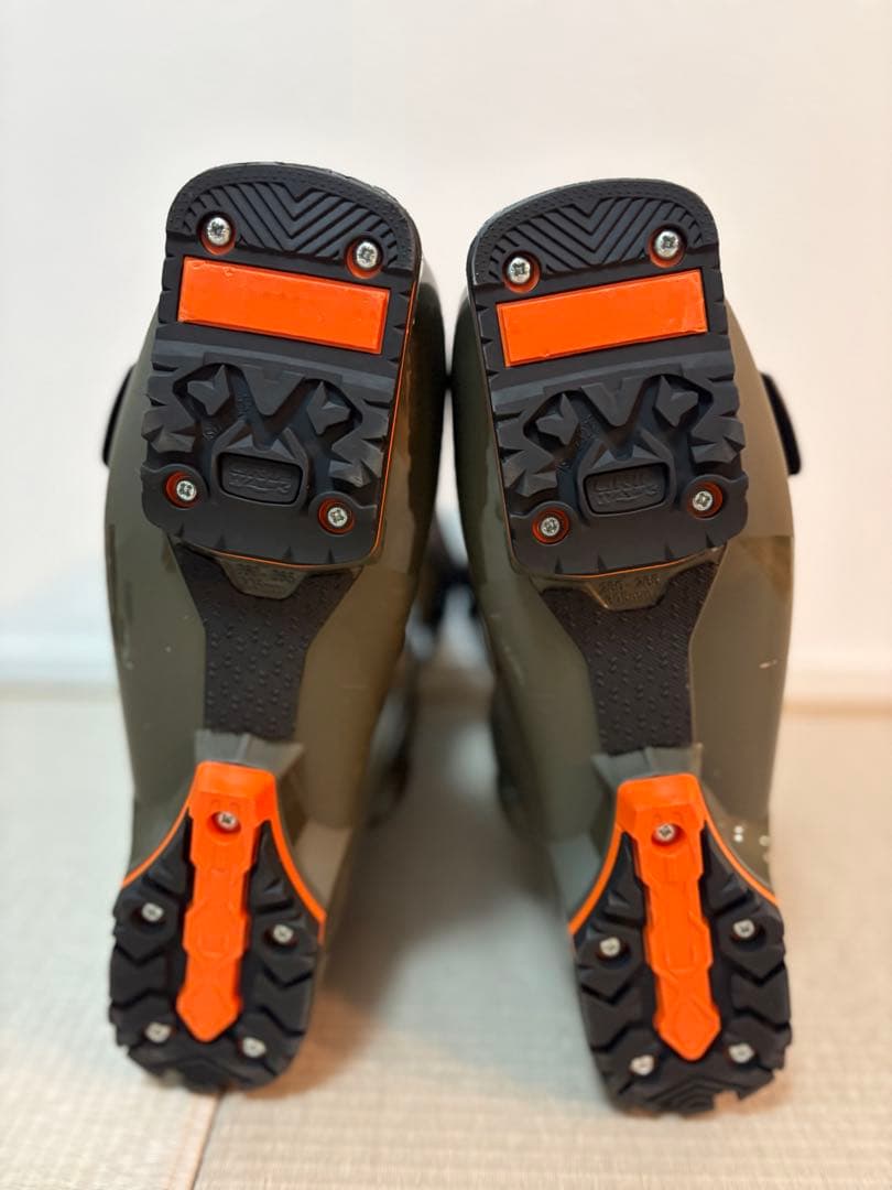 Tecnica Cochise 120 スキーブーツ オリーブグリーン