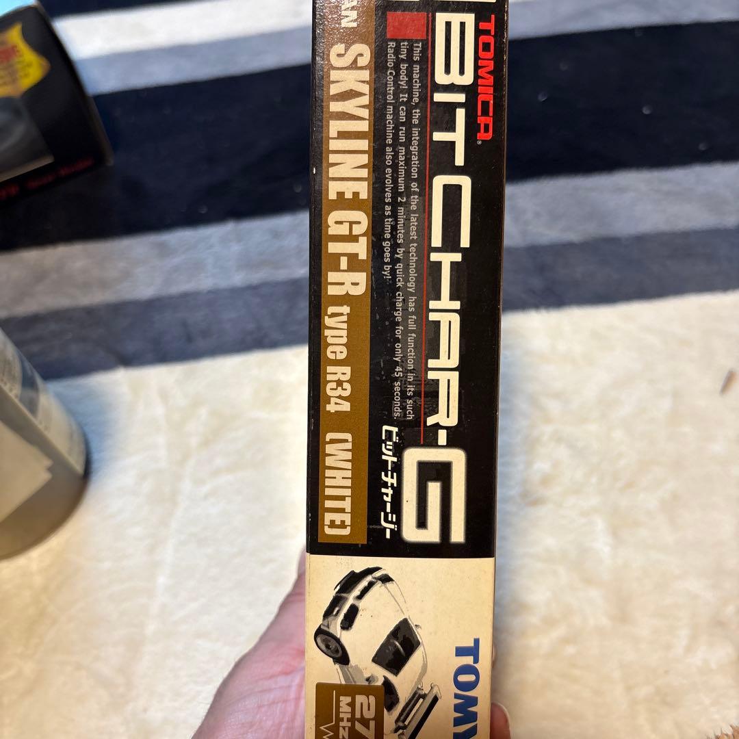 トミカ Bitchar-G G-04 スカイラインGT-R R34 ホワイト