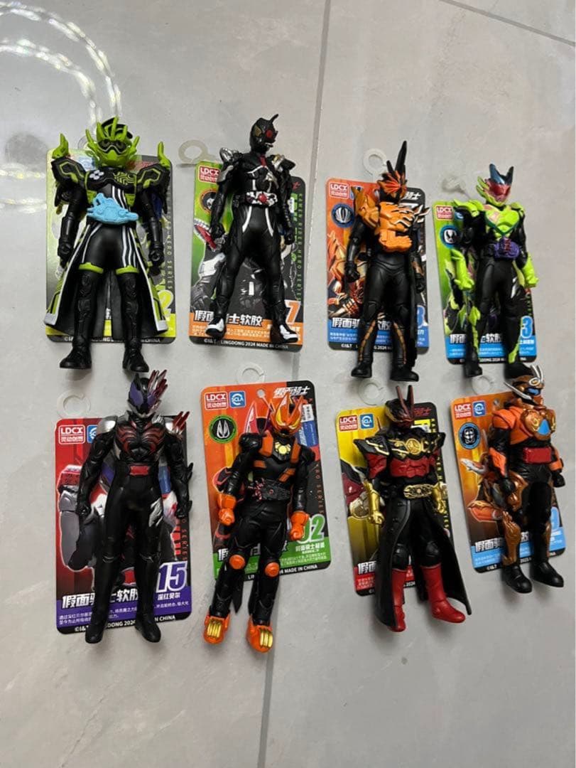 中国限定　仮面ライダー ソフビ フィギュア　8点セット　海外正規品