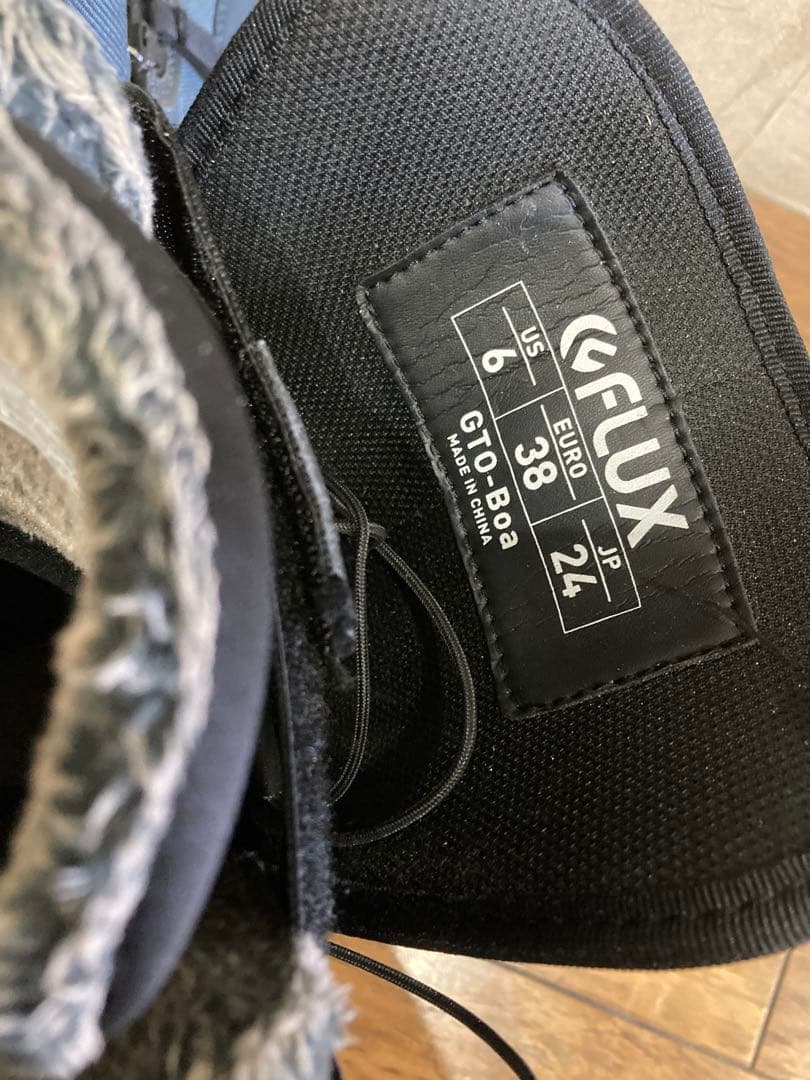 最終値下げFLUX スノーボードブーツ 24㎝used