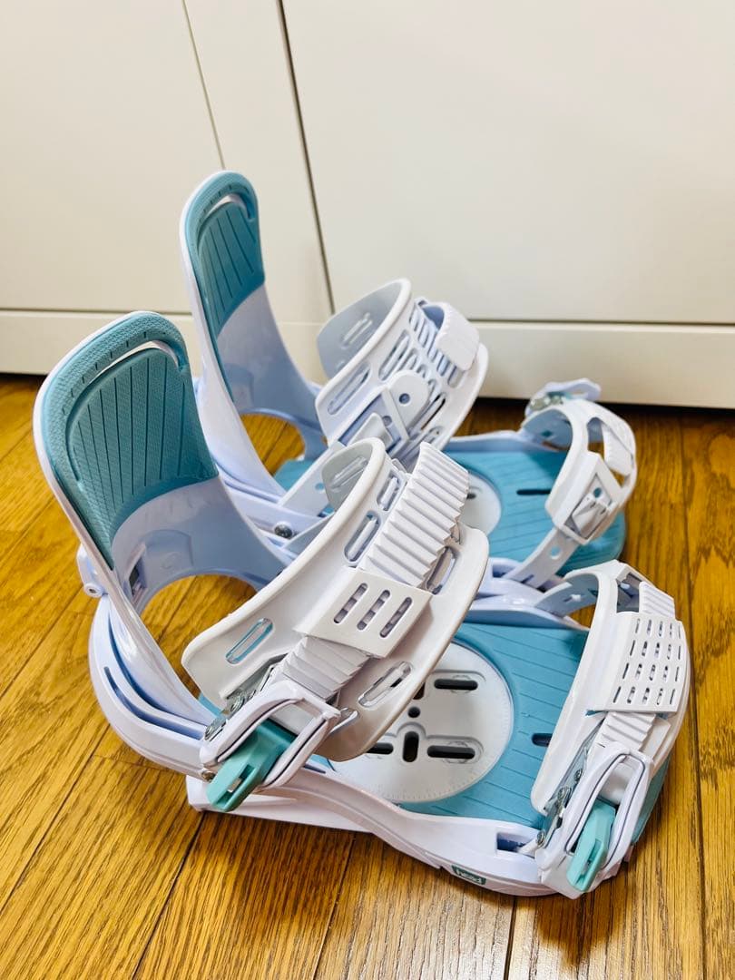 HEADスノーボードビンディングとHEADブーツ BOA(23.5cm)セット