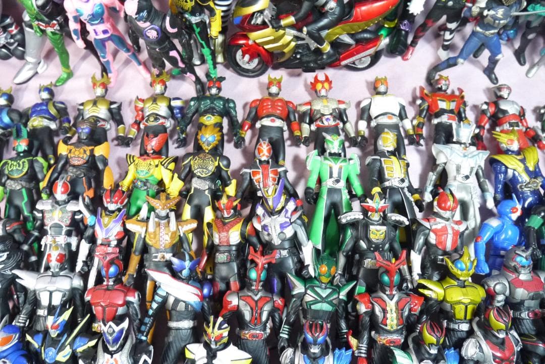 ライダーヒーローシリーズ　ビッグサイズソフビフィギュア　など　98体セット