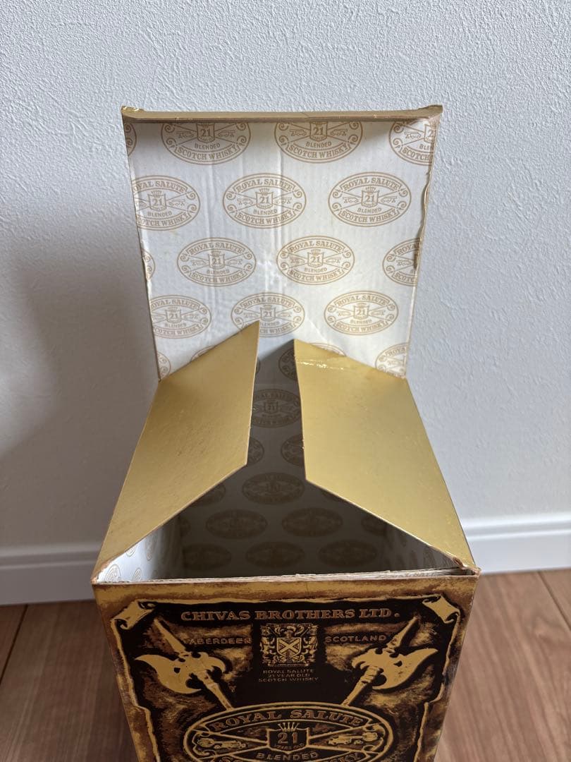 【箱有り】【未開封】 Salute 21年 Scotchwhisky