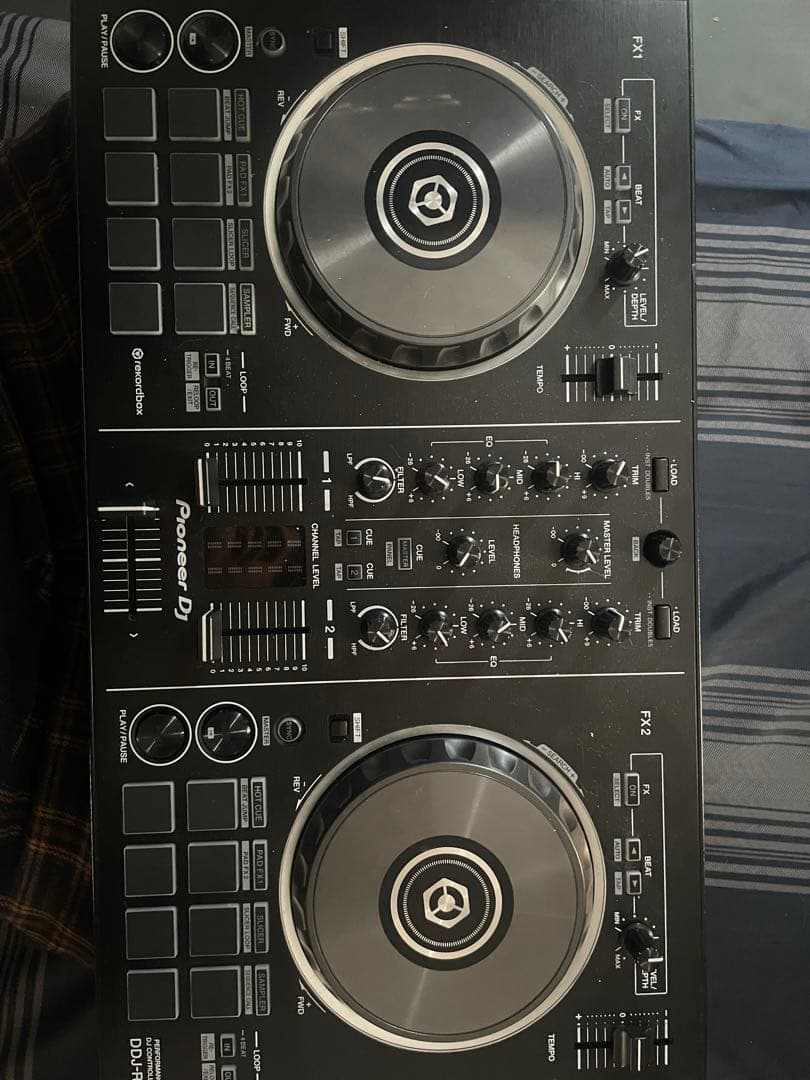 Pioneer DDJ-RB コントローラー