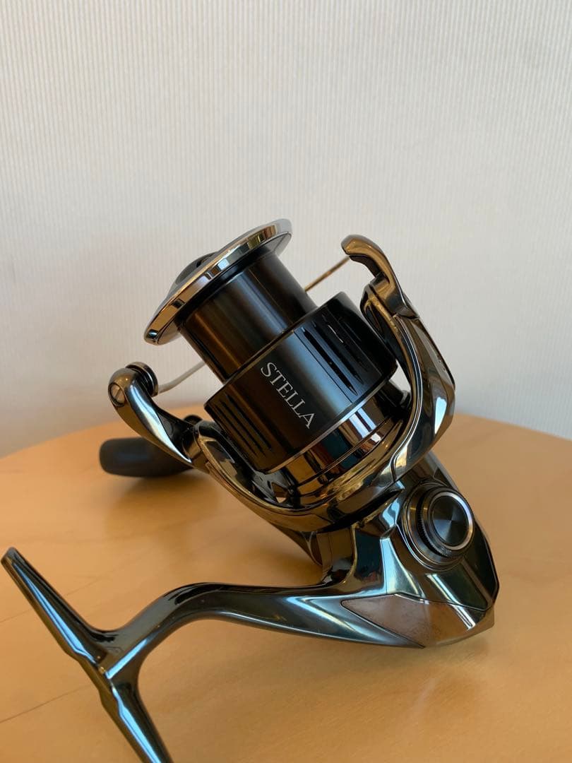 STELLA 4000XG スピニングリール