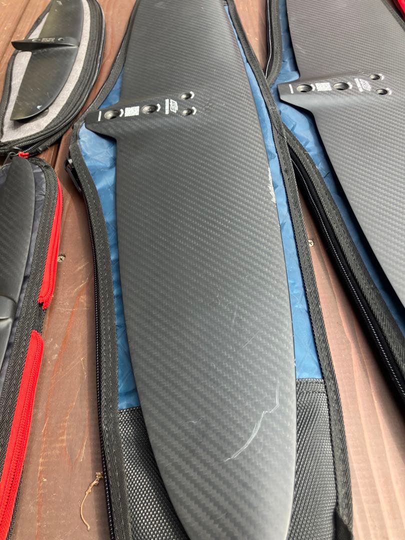 AXIS FOIL SET フロント、リアフォイル、収納ケースセット(付属ネジ込