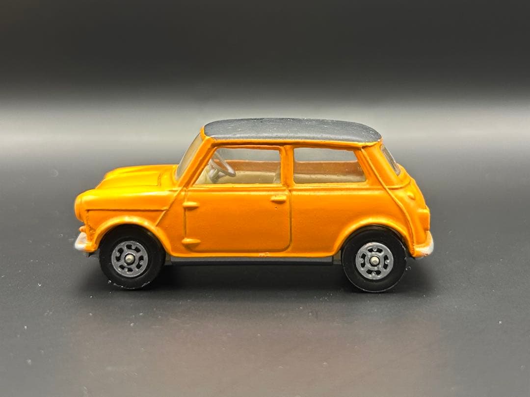 激レア！黒ルーフ　CORGI コーギ　ミニクーパー　No.204 ミニカー