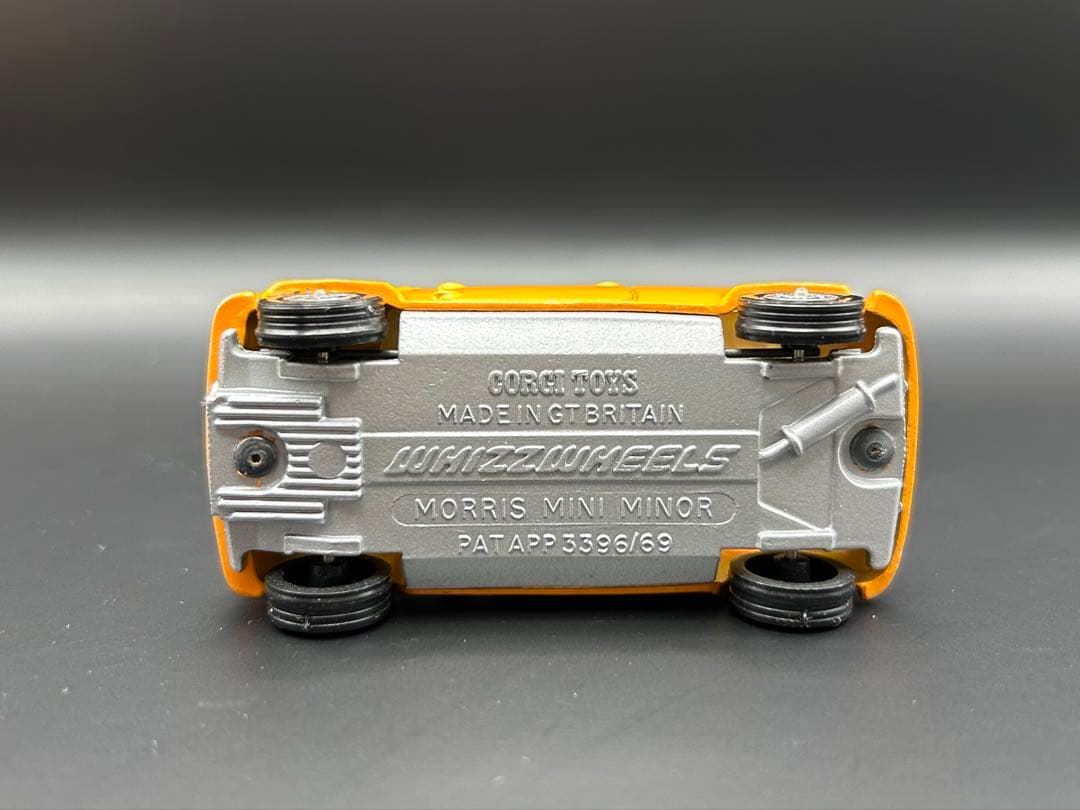 激レア！黒ルーフ　CORGI コーギ　ミニクーパー　No.204 ミニカー