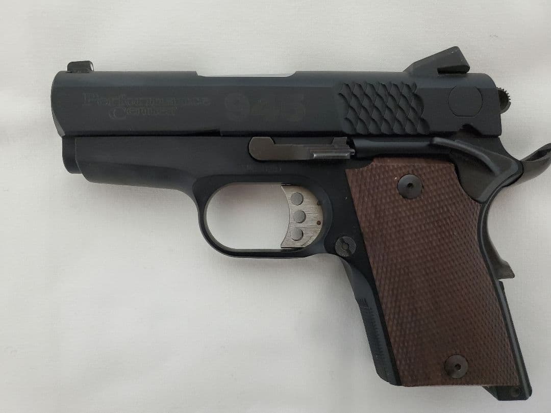 KSC M945 コンパクト 3インチ ブラックフィニッシュ　予備マガジン付き