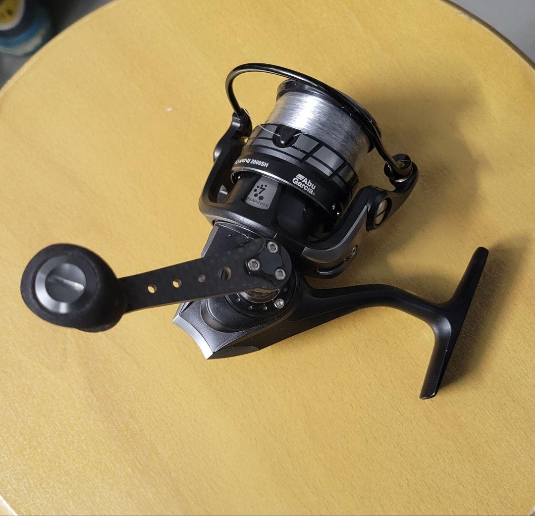 ロキサーニ-2000SH スピニングリール　箱あります。