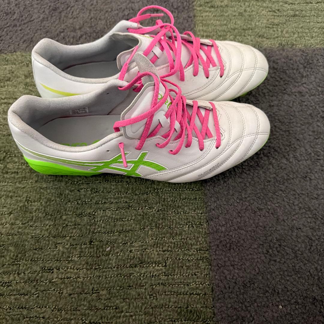 asics DS LIGHT X-FLY6サッカーシューズ