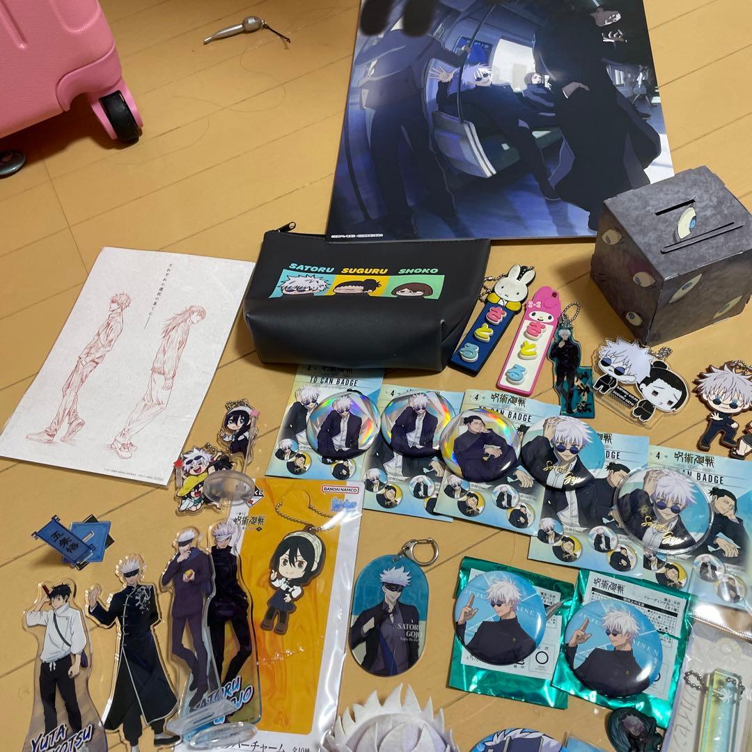 呪術廻戦 グッズ まとめ 80点 フィギュア、缶バ、アクスタ等