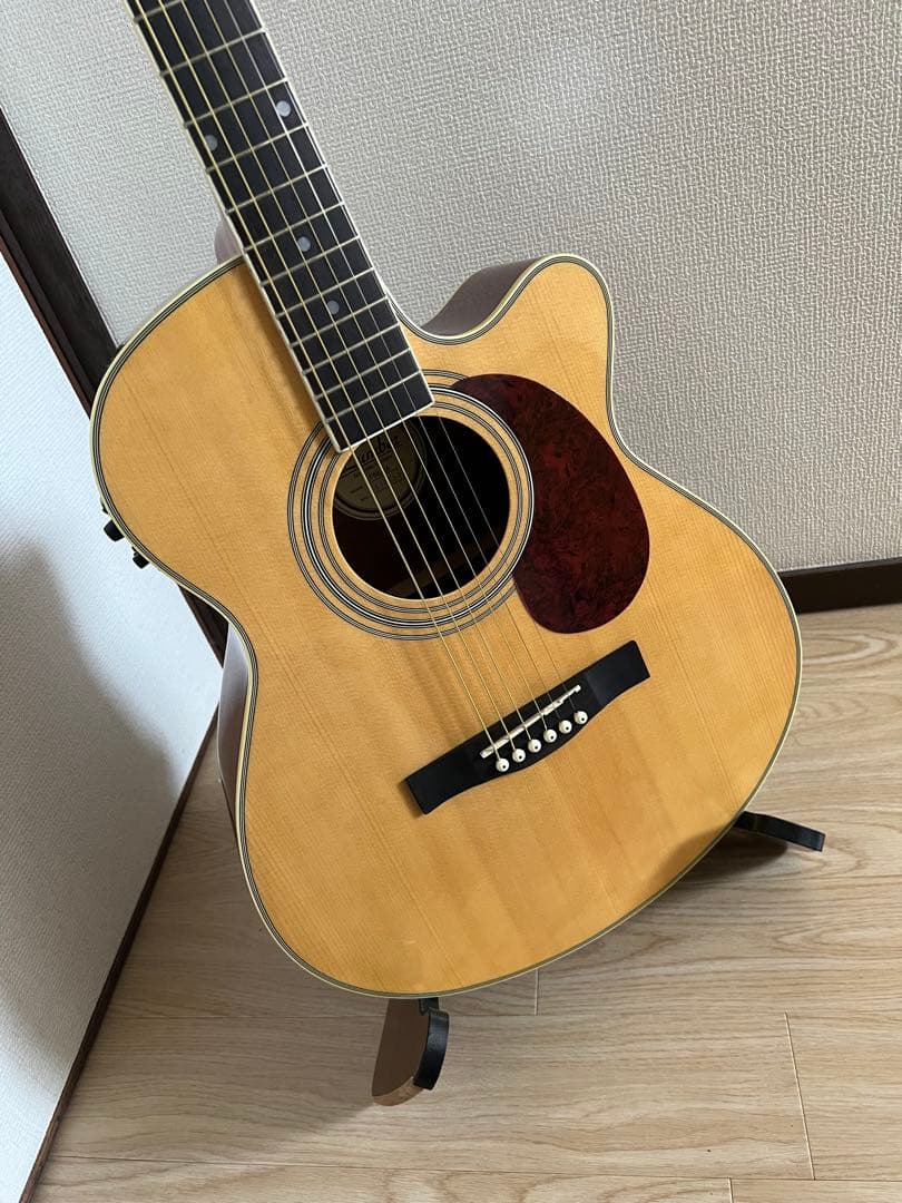 Lumber アコースティックギター　エレアコ