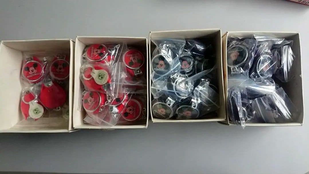 長期保管品　昭和レトロ　ミッキーマウス爪切り　49個 キーホルダータイプ