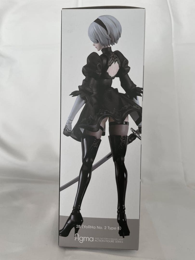 予約購入特典台座付き　figma 2B (ヨルハ二号B型) 643