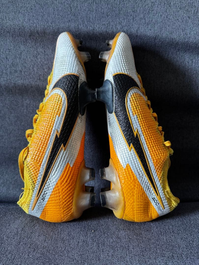 マーキュリアルヴェイパー13 エリート FG 26cm