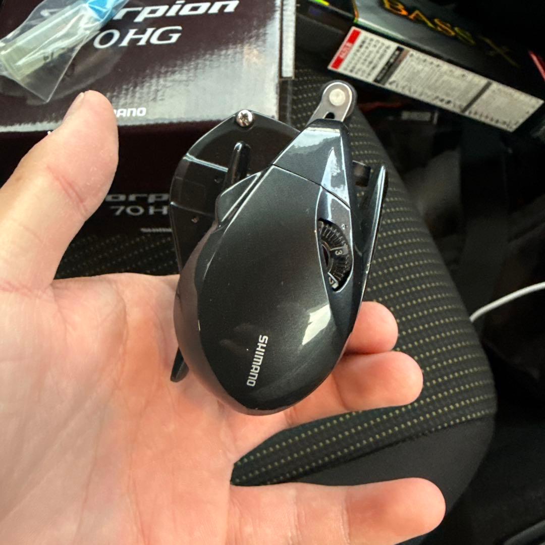 シマノ Scorpion 70HG ベイトリール