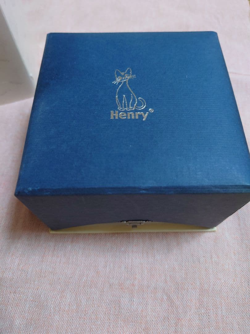 Henry Annie 手描きアートストーン猫