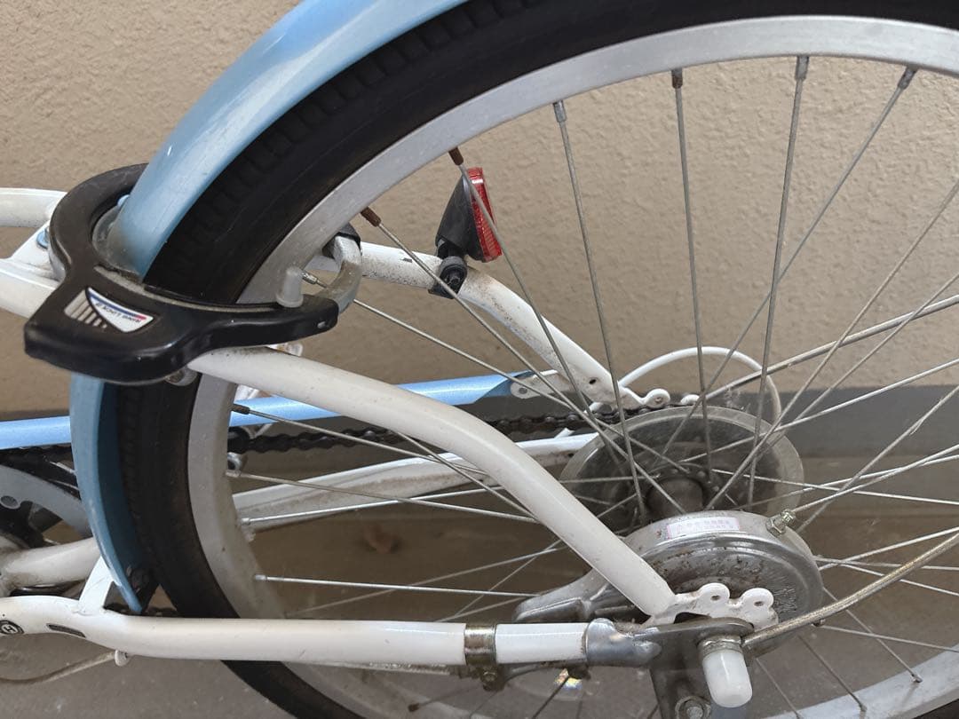 アサヒサイクル 子供用自転車 ホワイト/ブルー 前面バスケット付き 24インチ