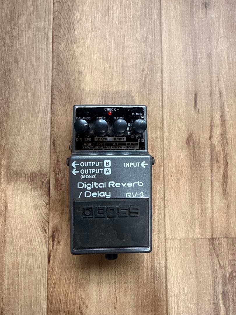 BOSS RV-3 デジタルリバーブ/ディレイ【動作確認済】
