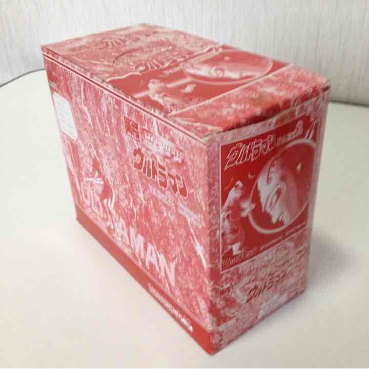 14- ウルトラマン フィギュア