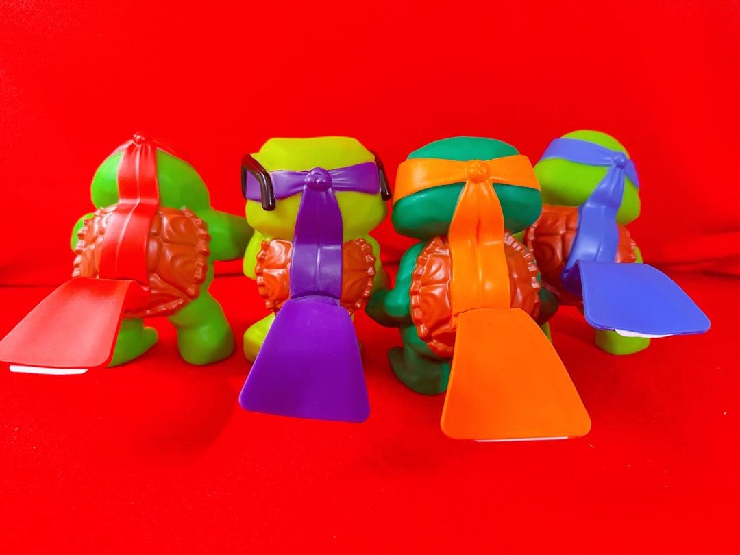 タートルズ ミュータントパニック おなら版 ソフビ フィギュア セット