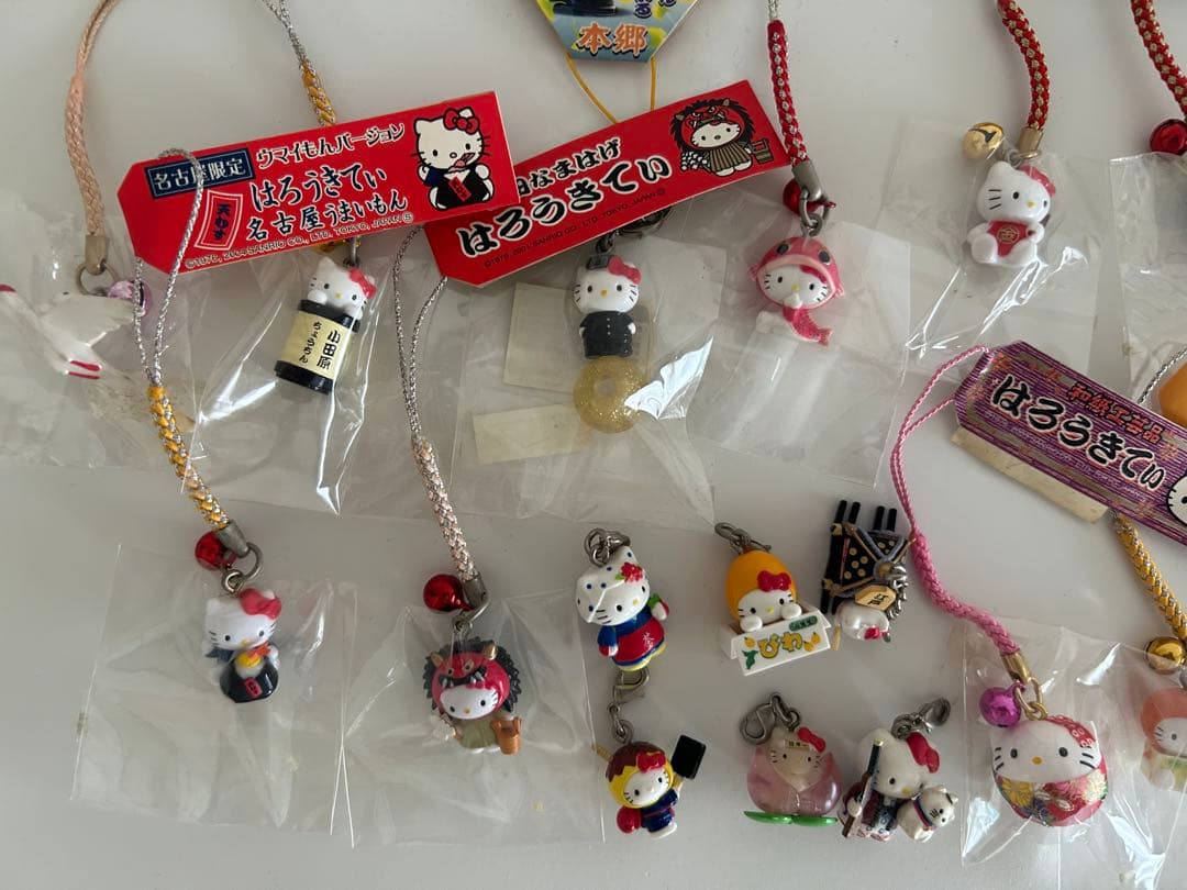 【値下げ】激レア ご当地キティ 根付け 24個セット