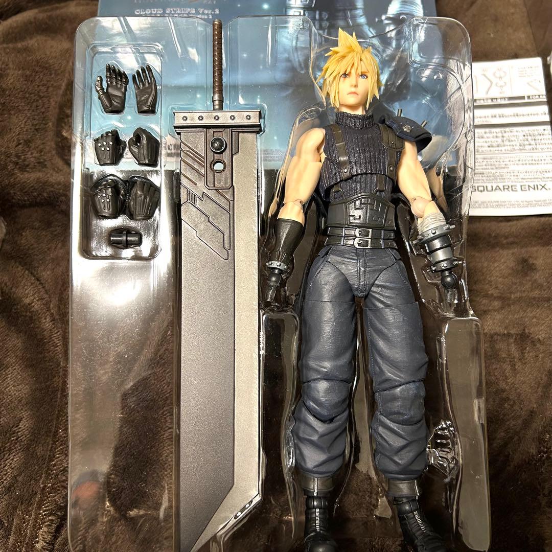 FINAL FANTASY VII クラウド・ストライフ フィギュア　パーツ不足